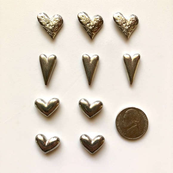 🎉HP🎉 PEWTER POCKET HEARTS CHARMS TOKENS, Heart Charm Token Textured Set of 10! - Picture 1 of 5